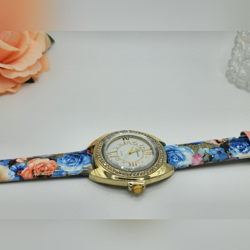Geneva Gold rhinestone floral wristwatch